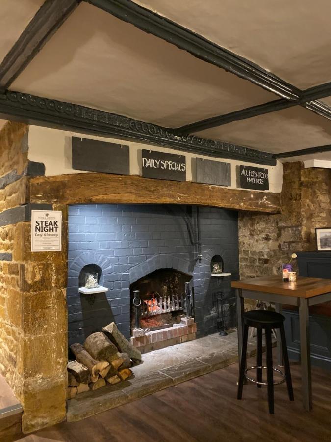 Hôtel The Rose And Crown à Leicester Extérieur photo